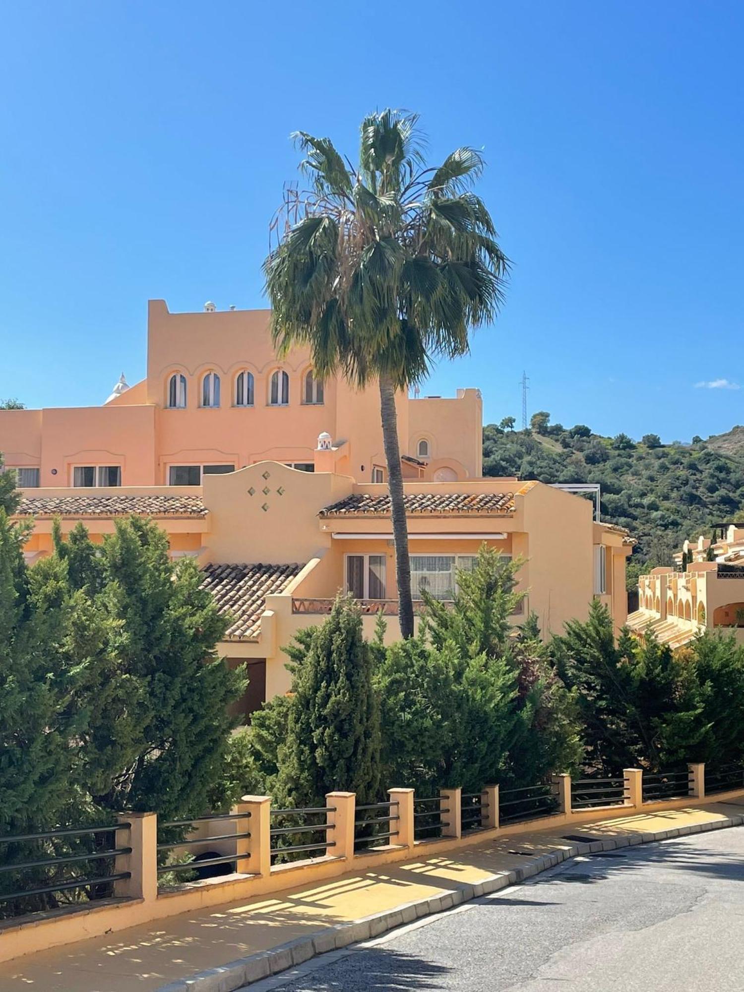Santa Maria Village, Elviria, Marbella Exterior photo